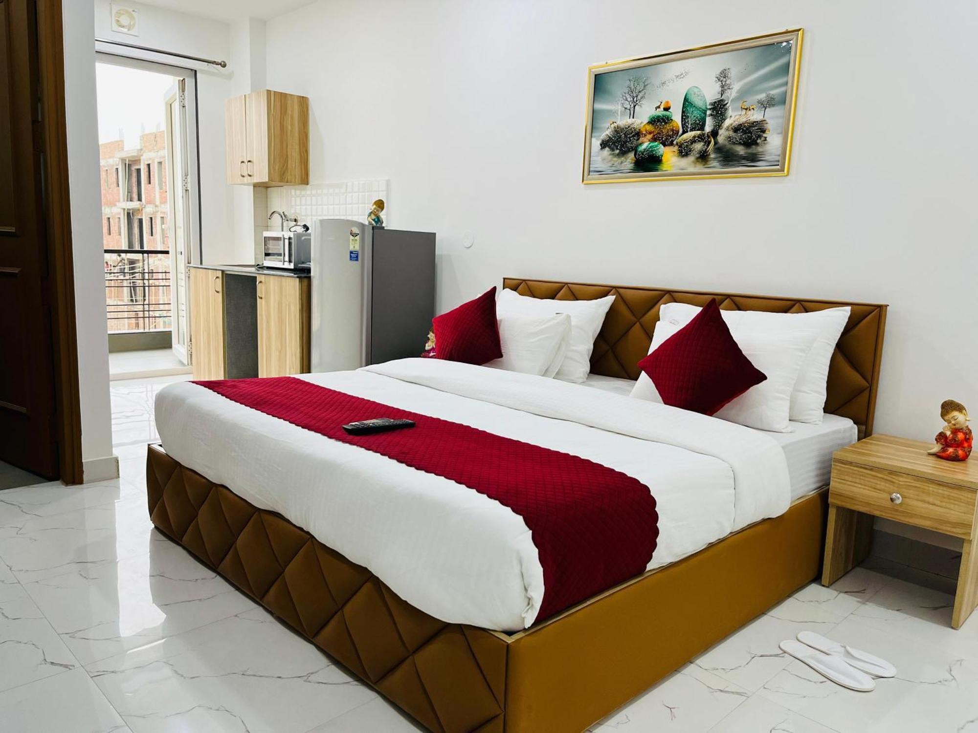 The Lodgers Studio Apartment Infront Of Artemis Hospital Gurugram Gurgaon Eksteriør bilde