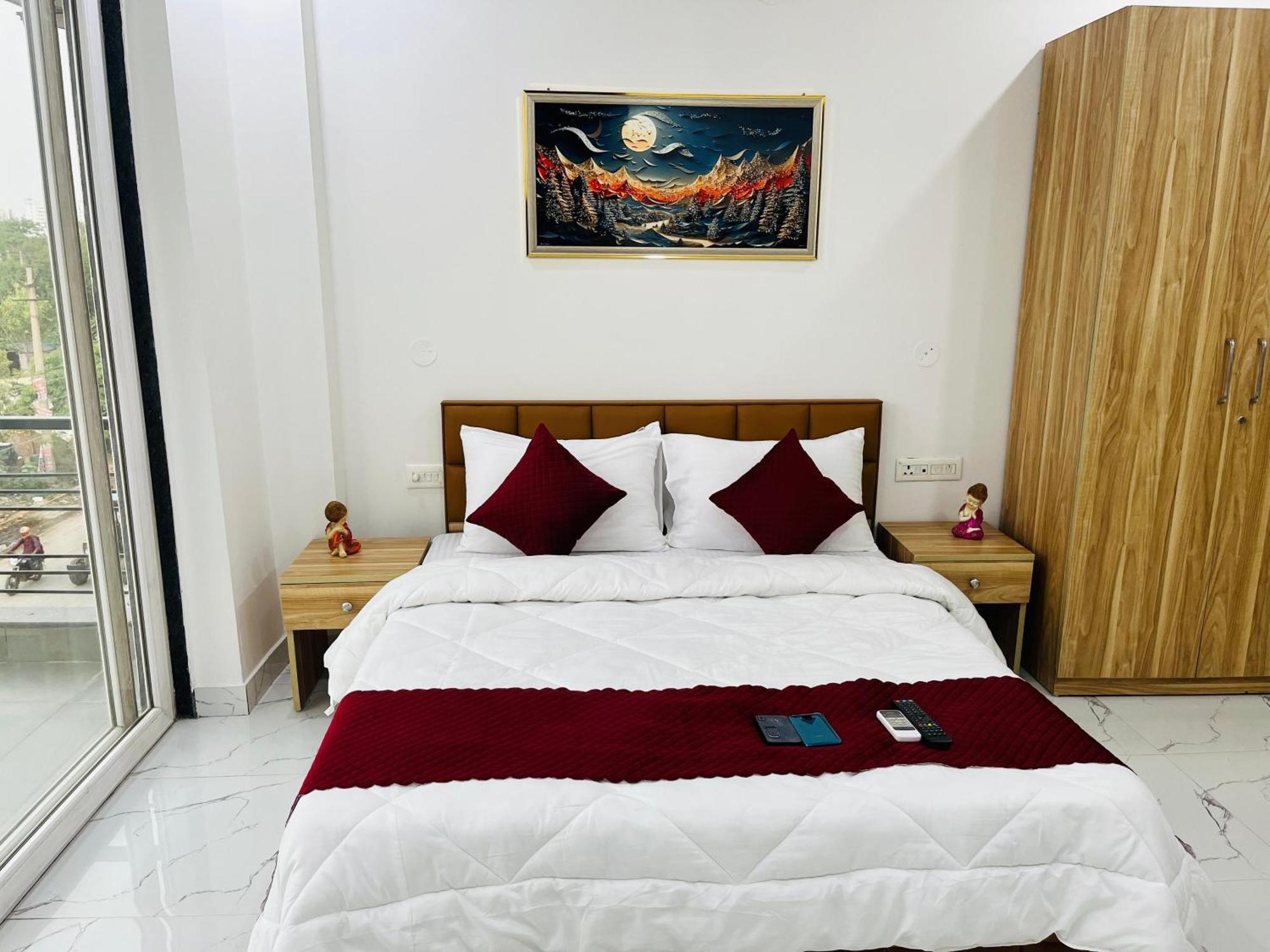 The Lodgers Studio Apartment Infront Of Artemis Hospital Gurugram Gurgaon Eksteriør bilde