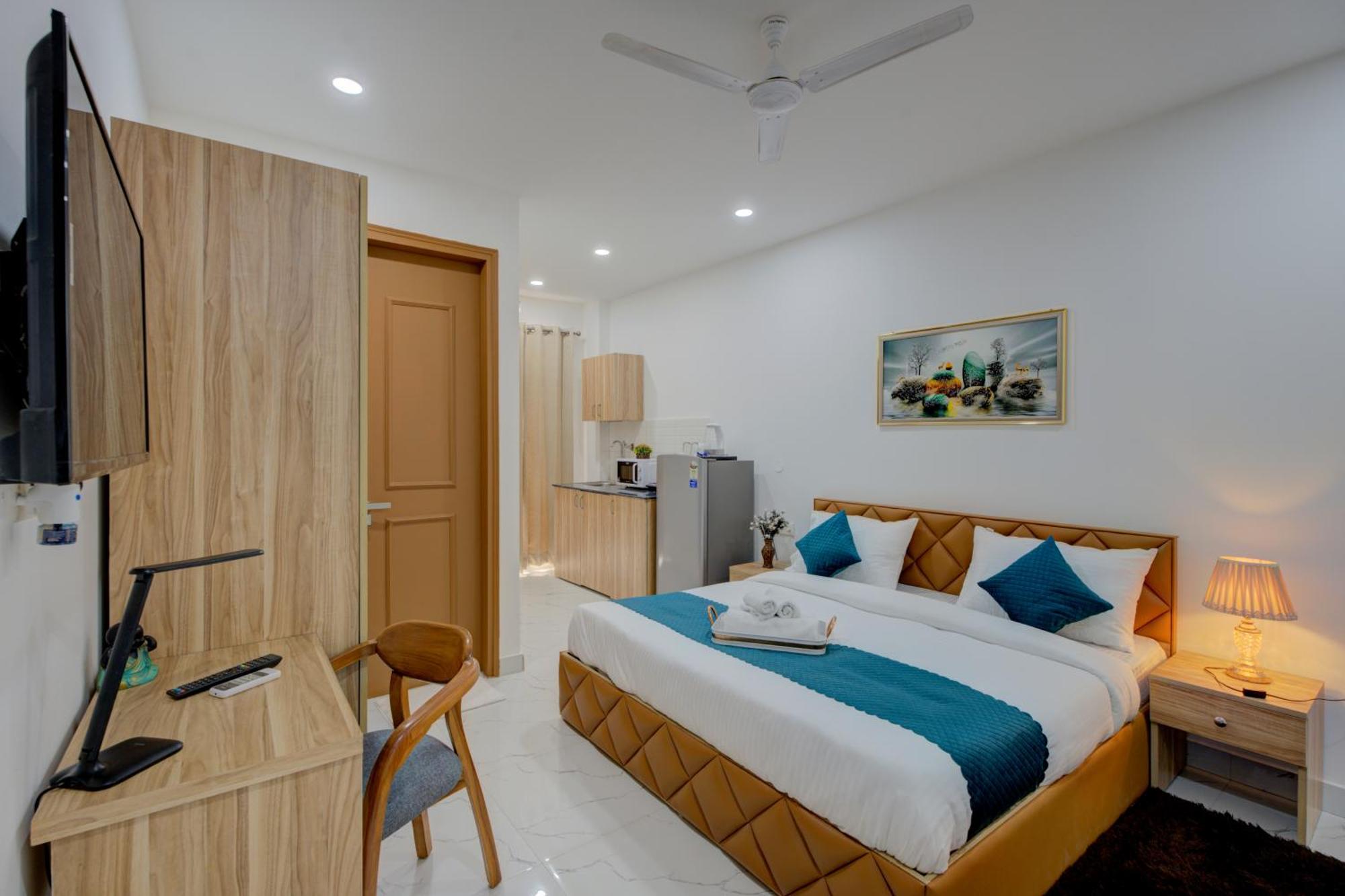 The Lodgers Studio Apartment Infront Of Artemis Hospital Gurugram Gurgaon Eksteriør bilde